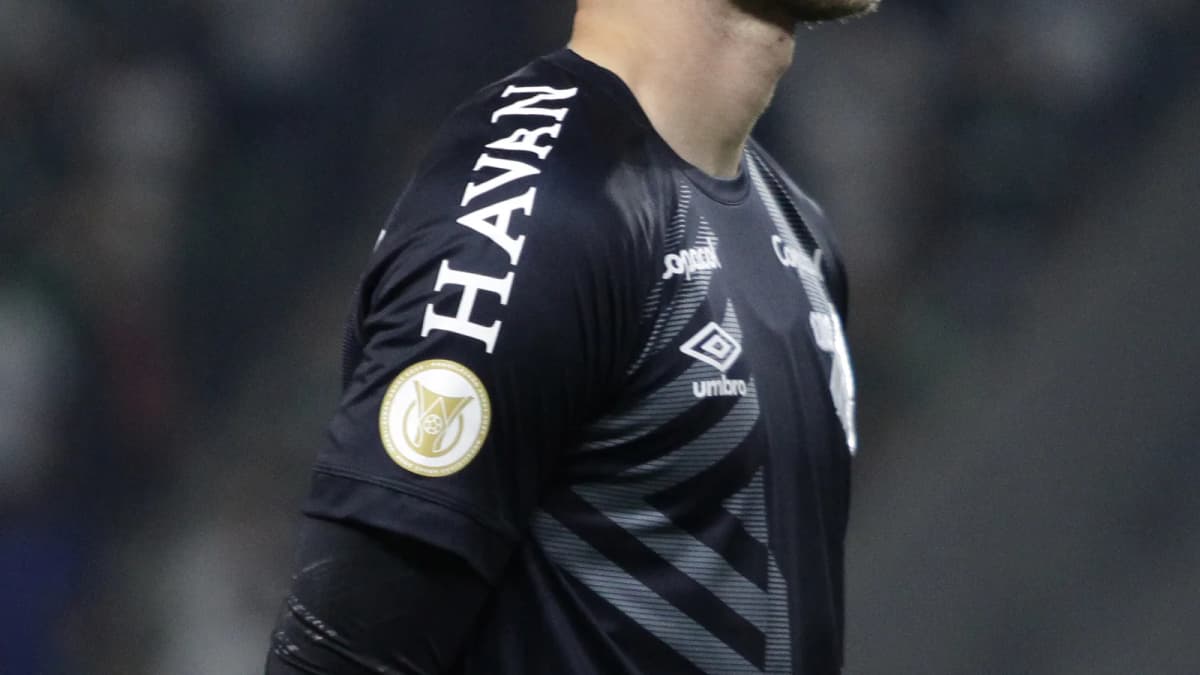 Vitoria recibe a Athletico-PR con la ausencia de su goleador y a cinco puntos del descenso