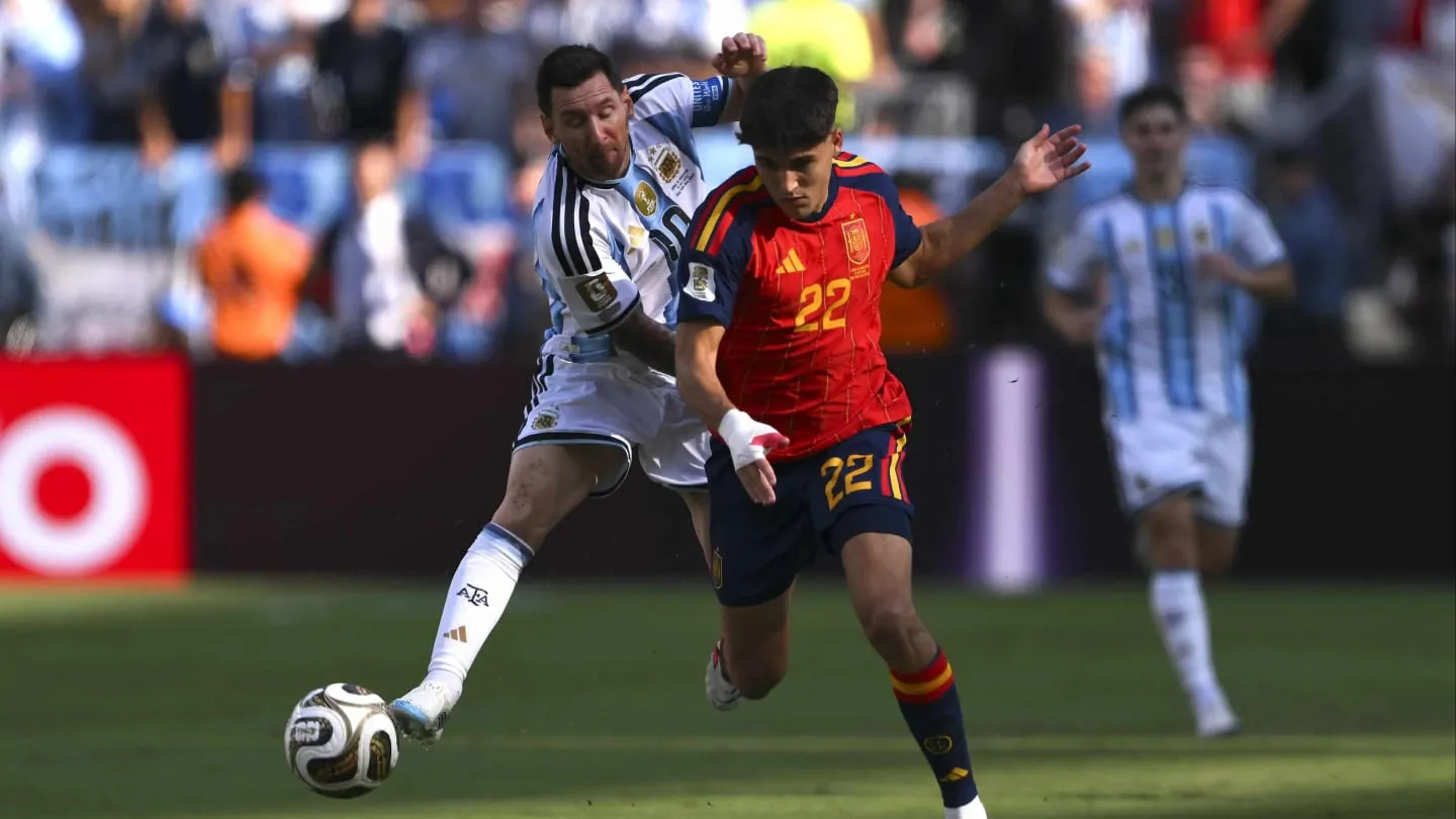 España lidera el ranking FIFA mientras Argentina se mantiene segunda