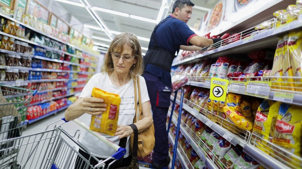 Inflación de septiembre avanza 1,9% y la inercia de los servicios frena la desinflación