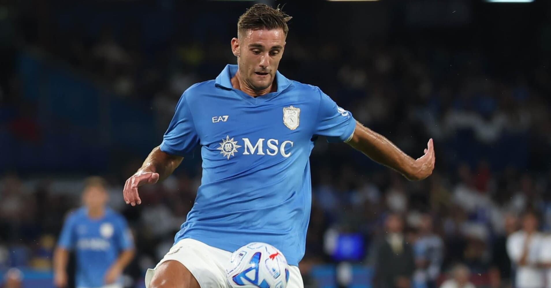 El Napoli busca revertir su crisis ante el Venezia: Lucca fuera y Lorenzo titular