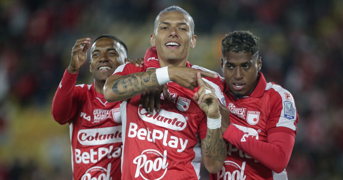 Independiente Santa Fe vence 2-1 a Atlético Bucaramanga con gol de Luis Palacios