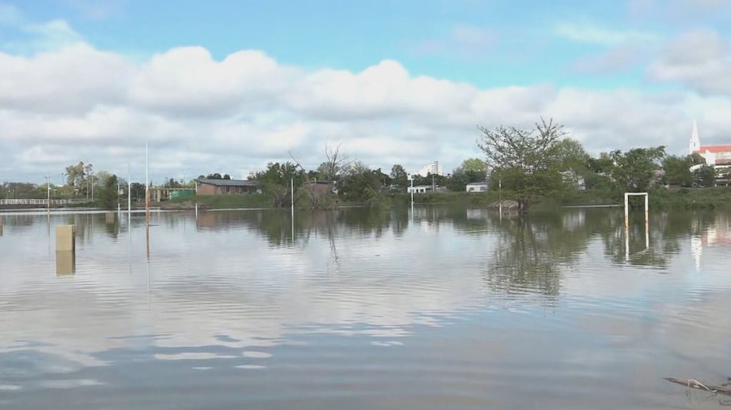 El Niño provoca inundaciones en Entre Ríos y Corrientes y obliga a evacuaciones