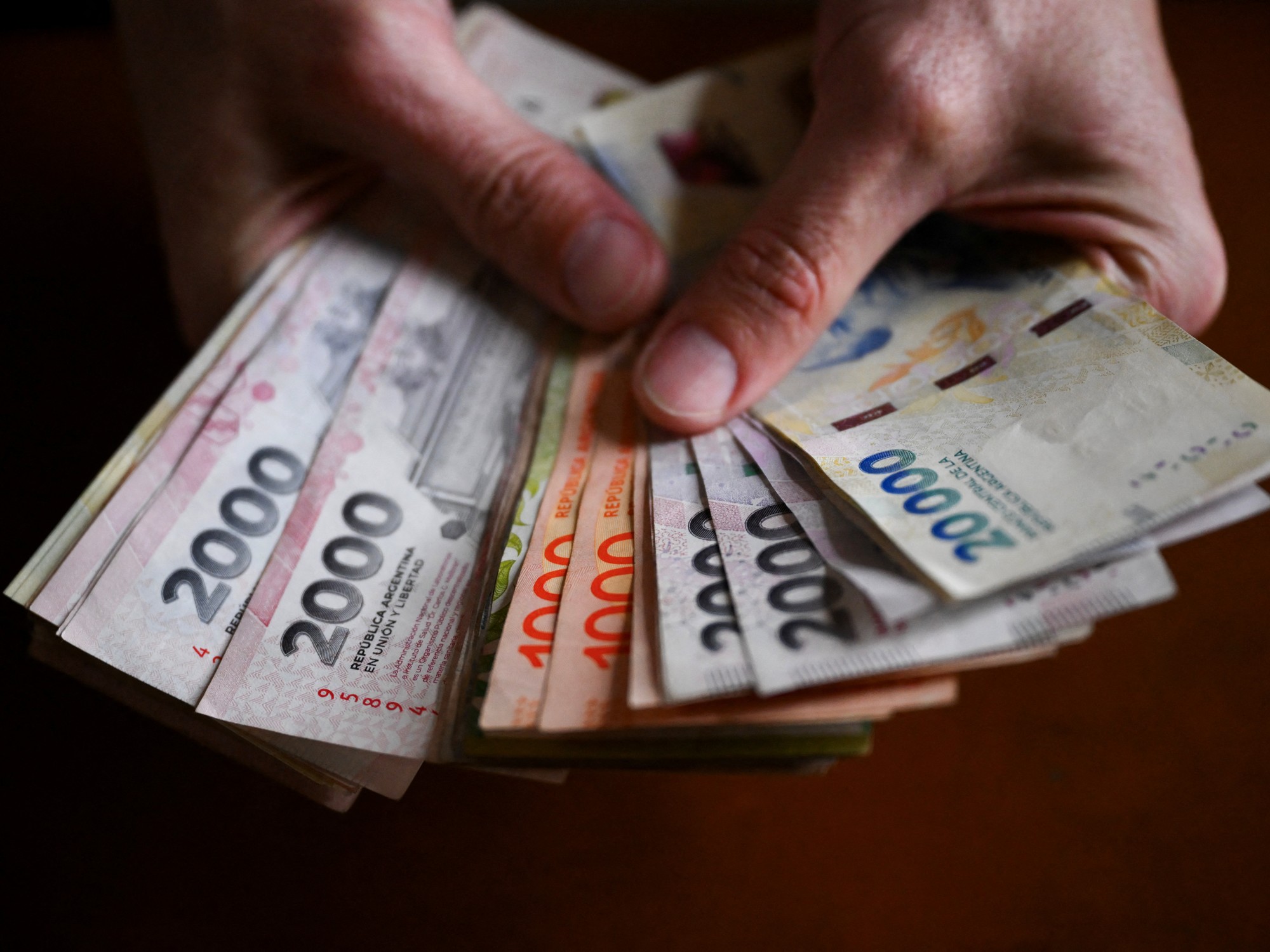 Octubre 2026: aumentos del 1,66% y bono de hasta $70.000 para jubilados y pensionados