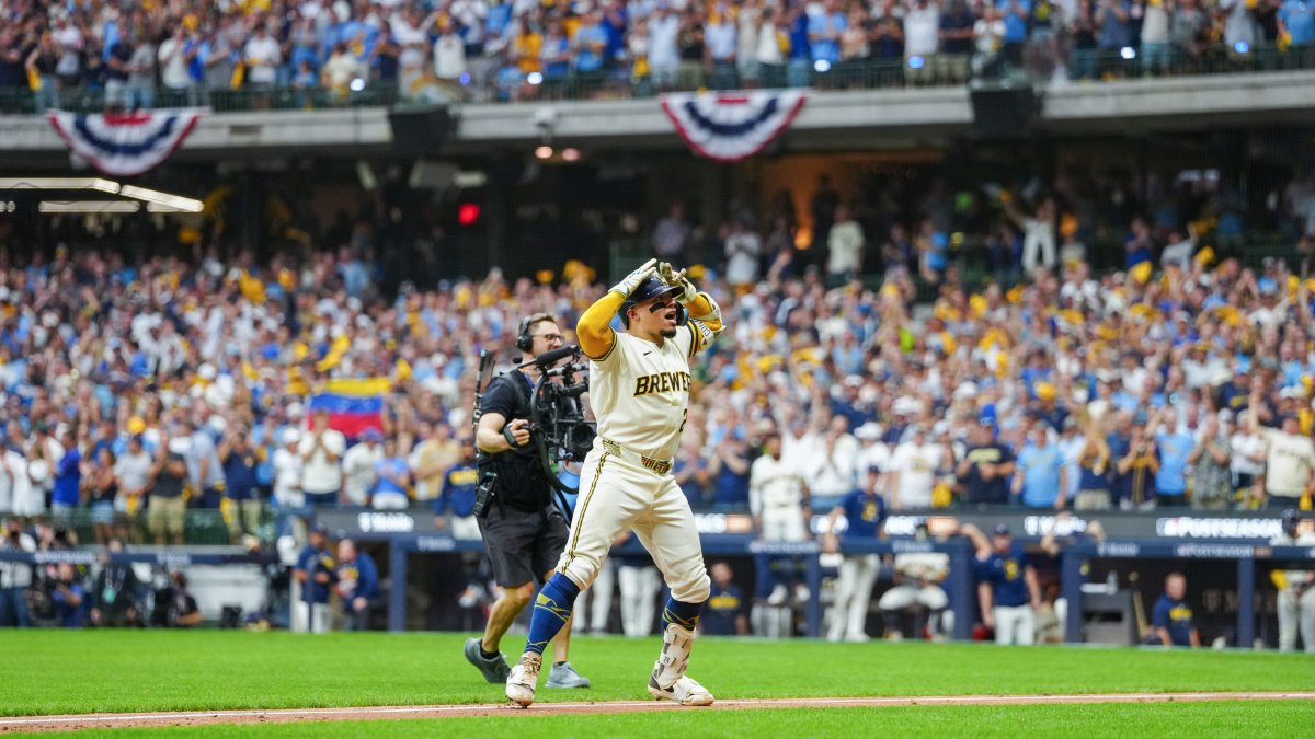 Brewers dethrone Dodgers, clinch NL pennant and eye first World Series title since 1982
