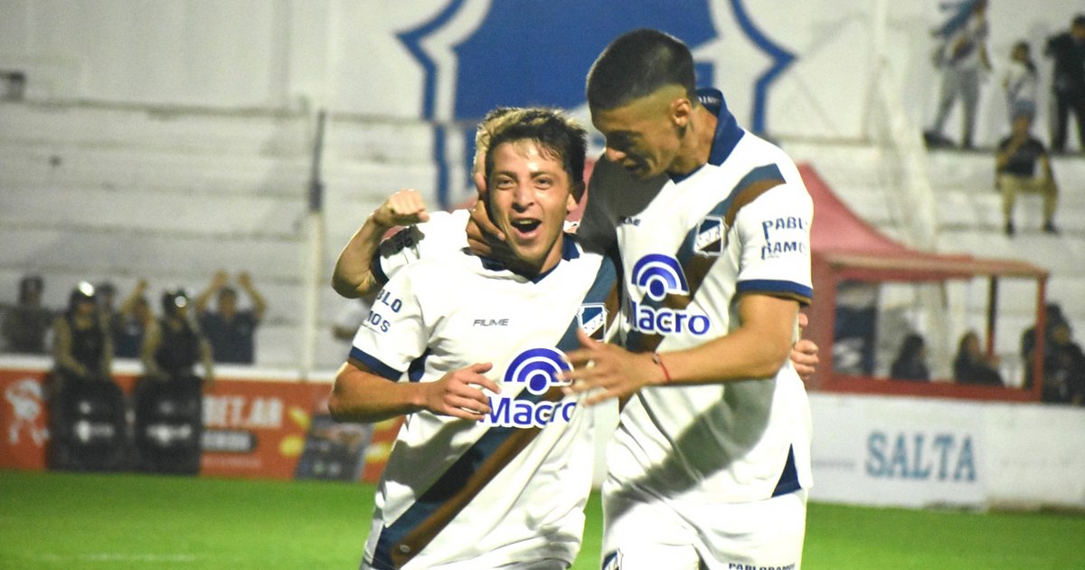 Juventud Antoniana se impuso 3-1 a Sol de América y avanza en la Reválida del Federal A