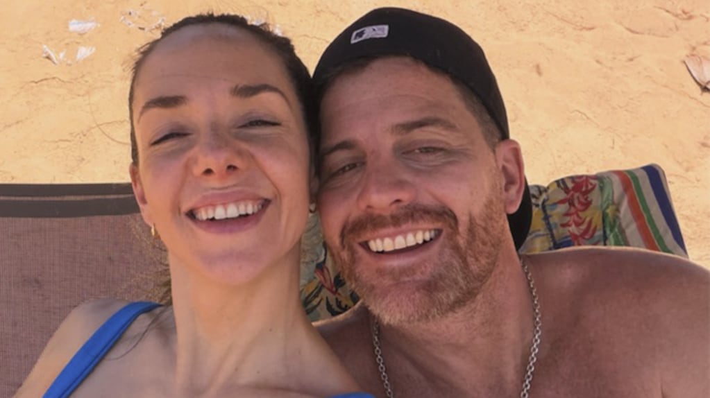 Julieta Nair Calvo disfruta de vacaciones familiares en Bahía y anuncia boda para 2027